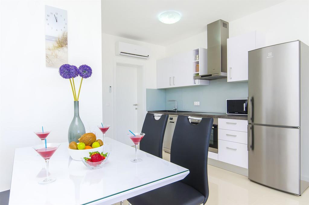 Apartments Villa V 维尔 外观 照片