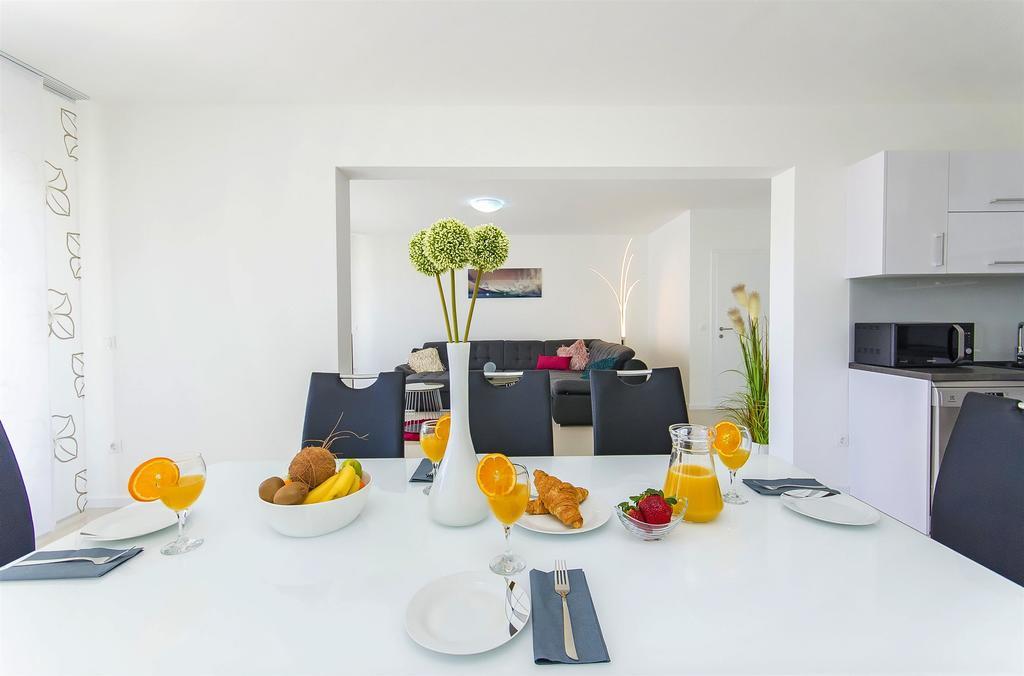 Apartments Villa V 维尔 外观 照片